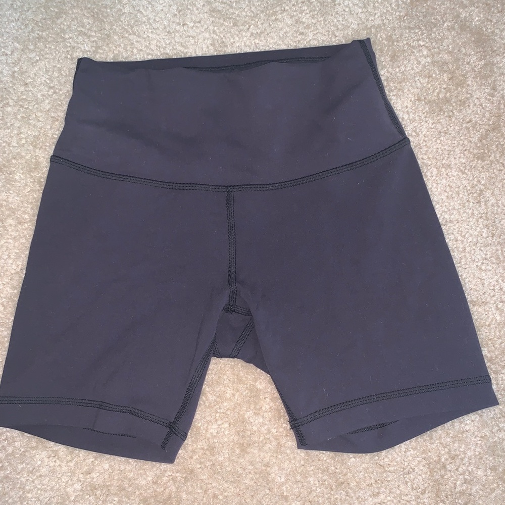 Lululemon Wunder Train Shorts (6”)